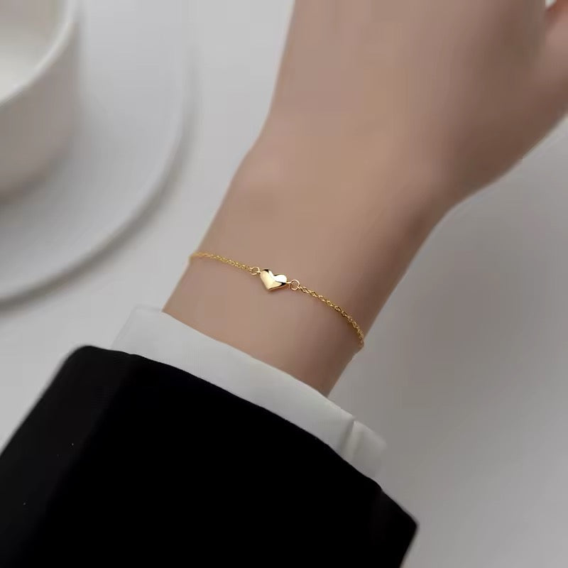 Valentine heart bracelet