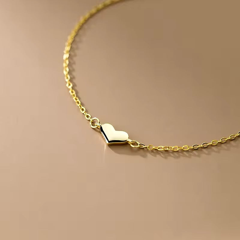 Minimalist heart silver bracelet