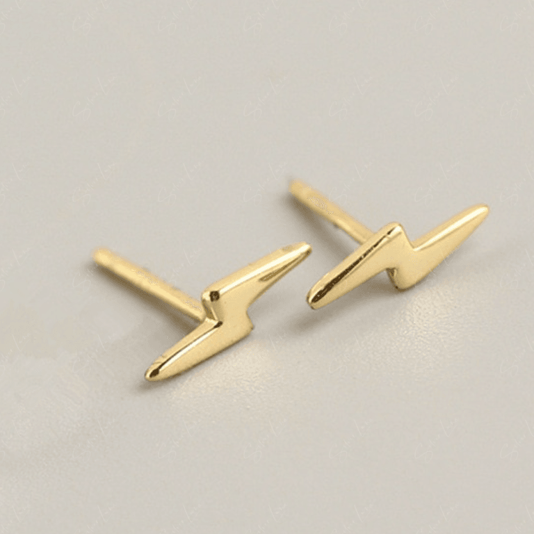 lighting bold stud earrings