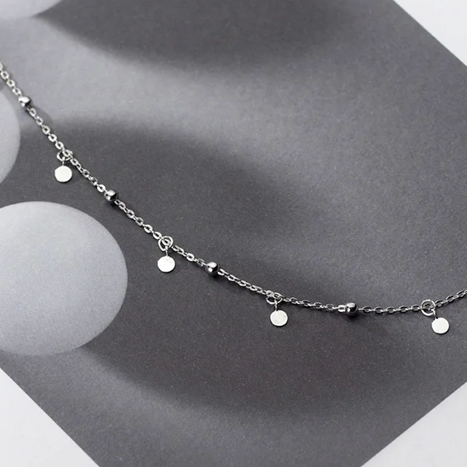 silver round discs choker necklace