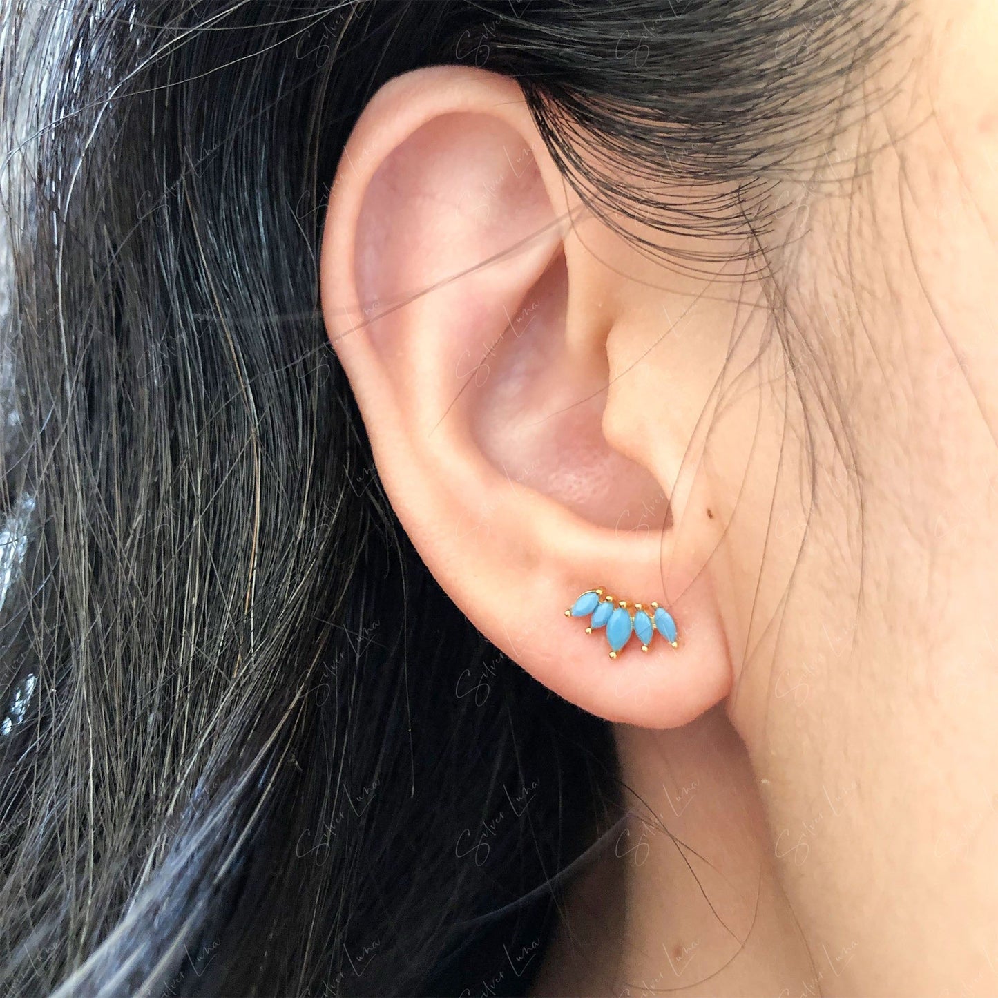 Cubic zirconia flower cartilage screw earrings