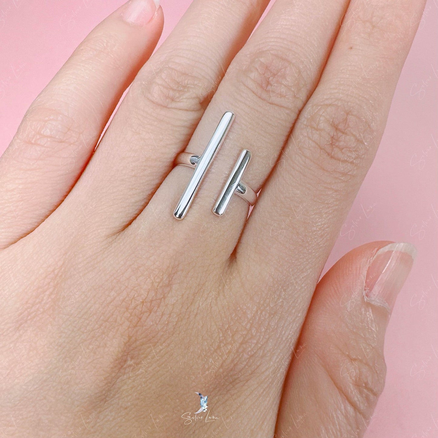 Geometric abstract stick open band ring