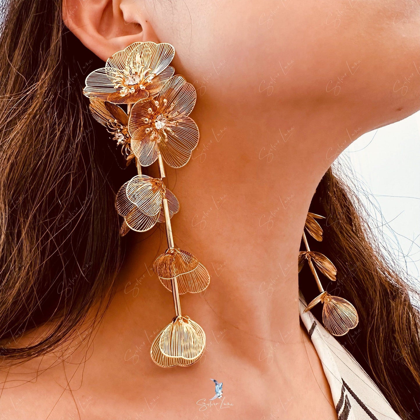 wedding party gold flower earrings