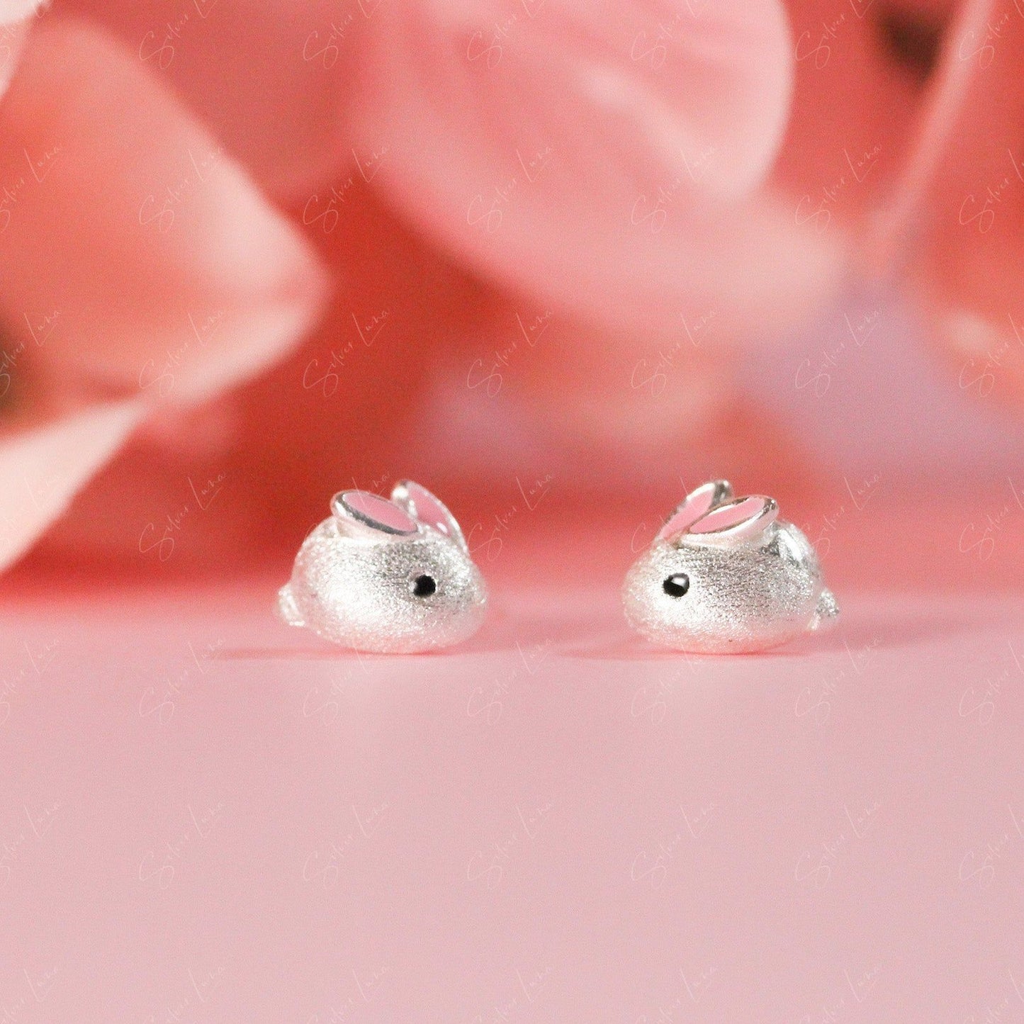 cute bunny stud earrings