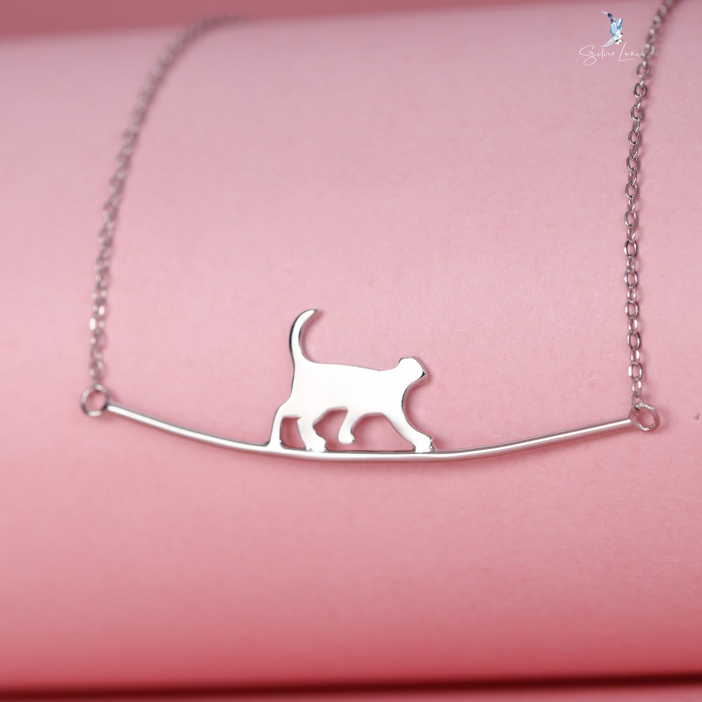 Cat walk pendant necklace in sterling silver
