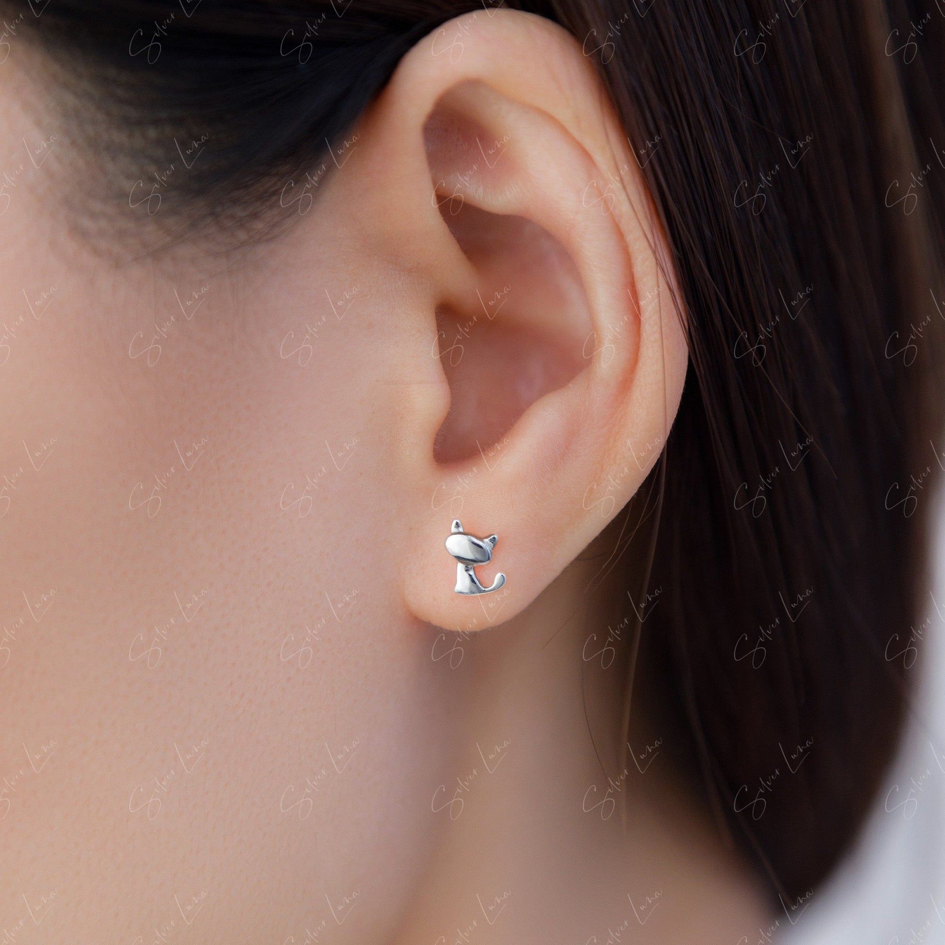 cat stud earrings