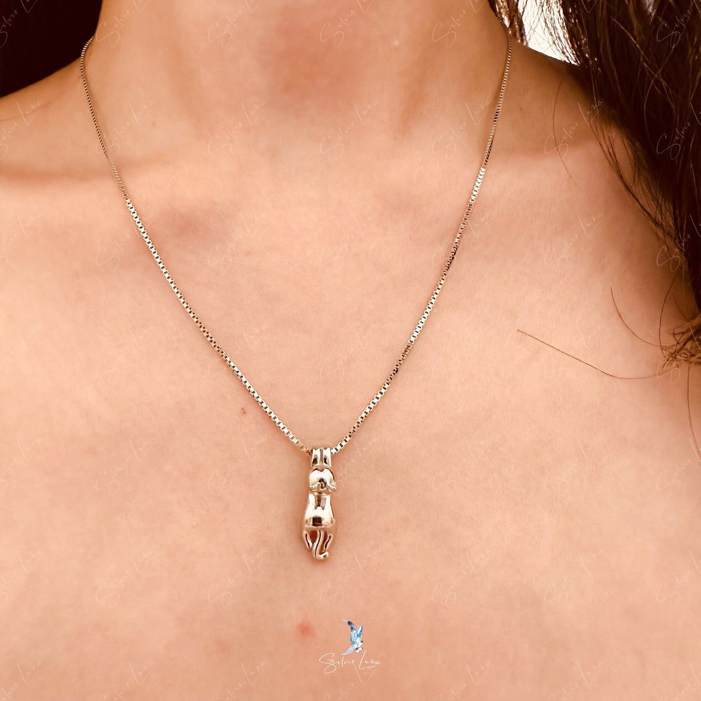 Hanging cat sterling silver pendant necklace
