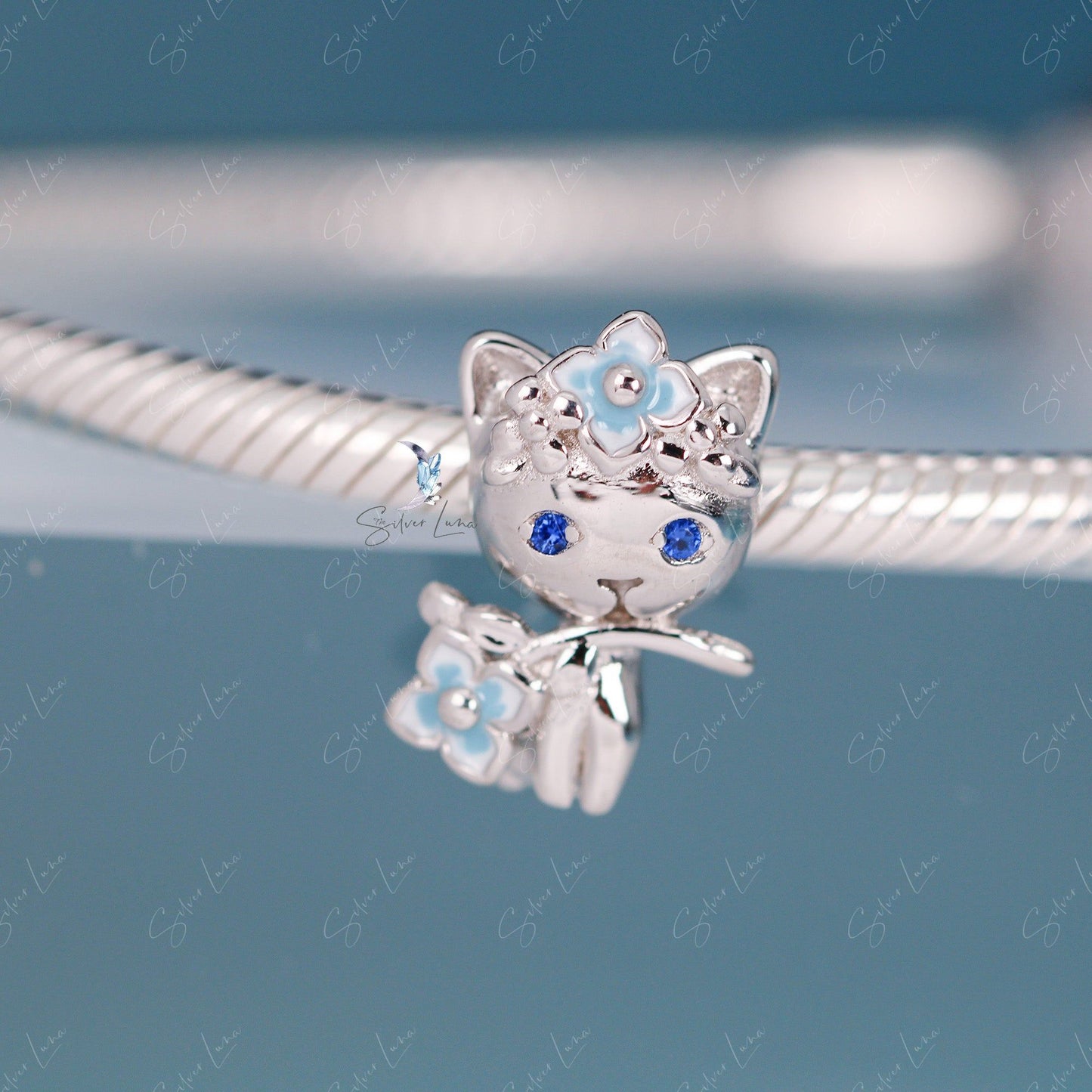flower cat charm