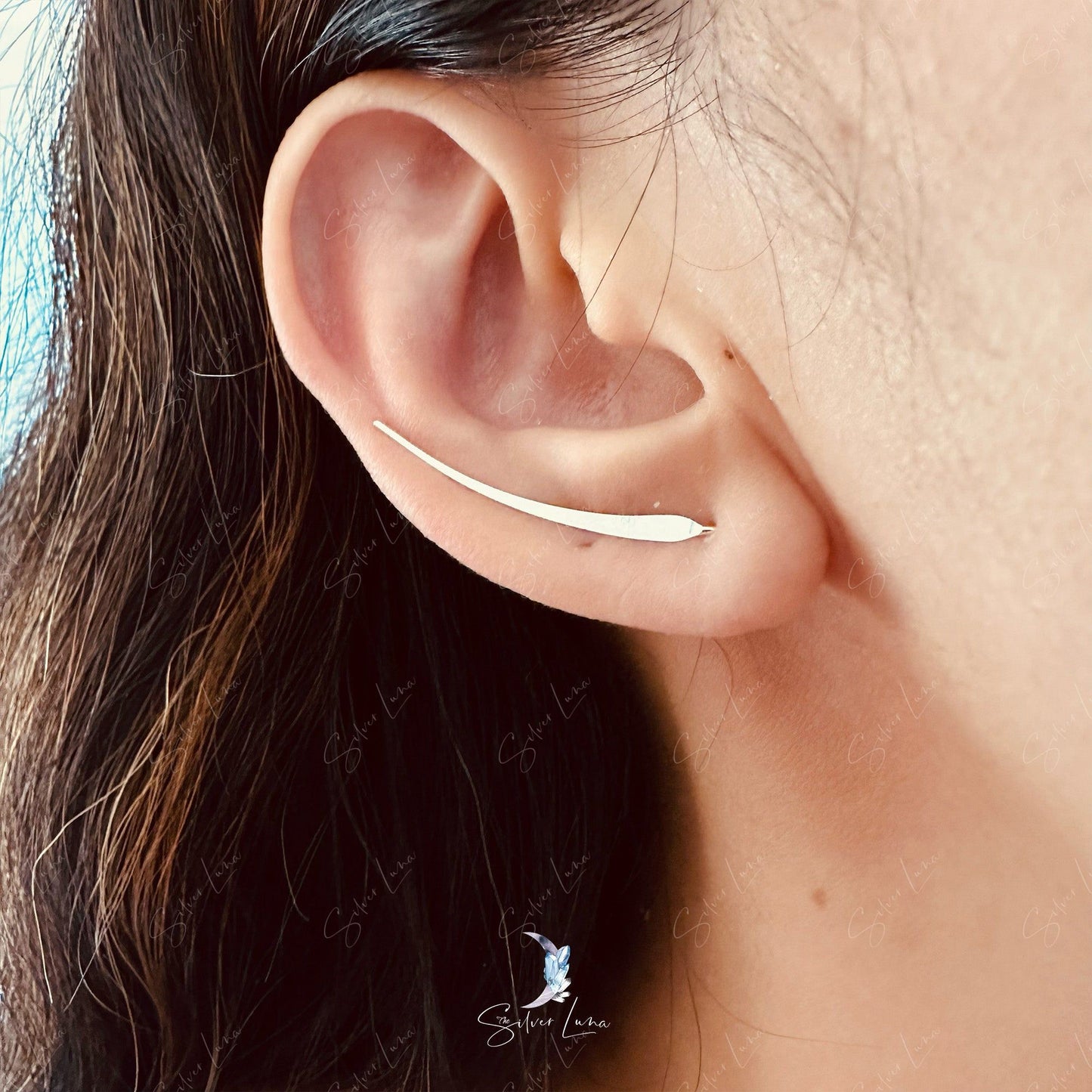 Minimalist stick ear climber