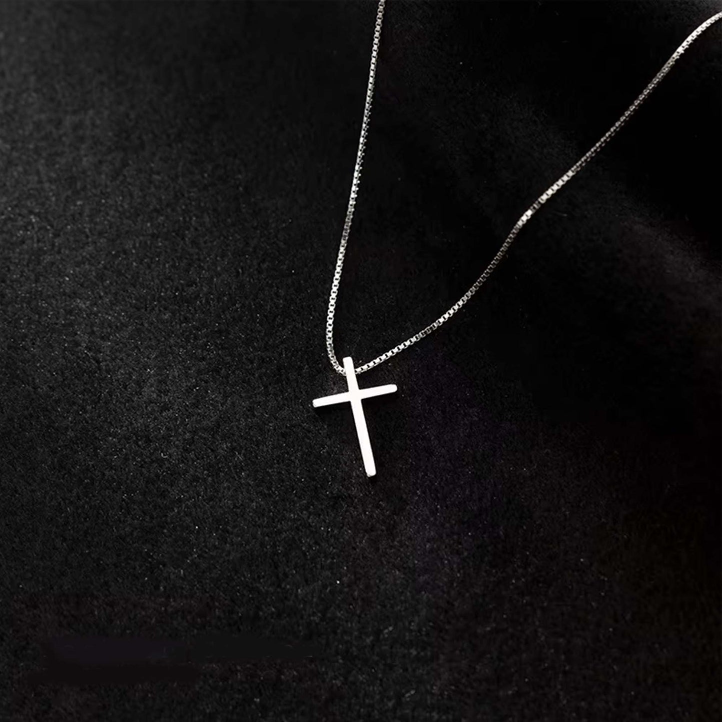 Minimalist cross sterling silver pendant necklace