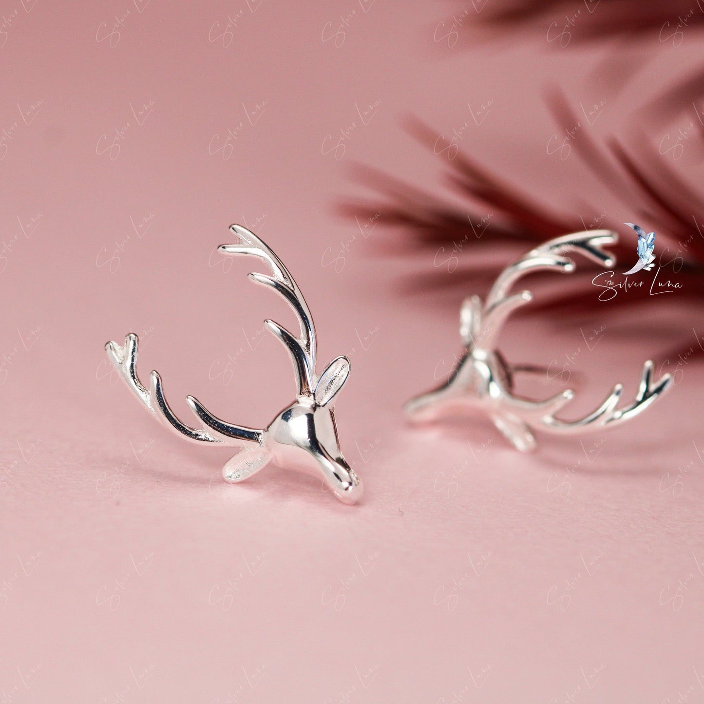 Christmas deer stud earrings