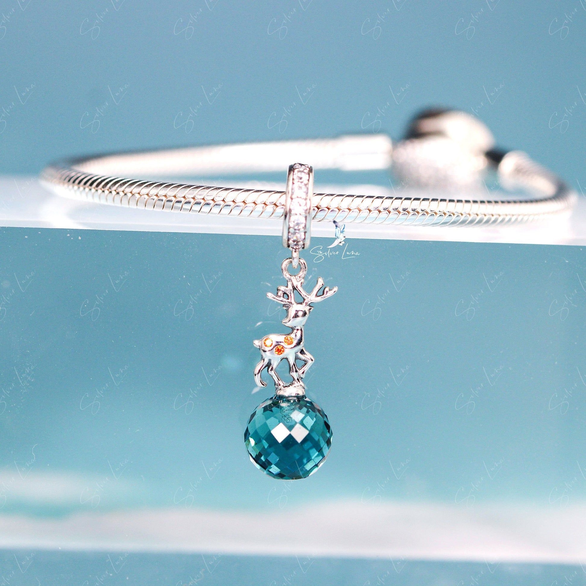 Christmas reindeer pendant charm