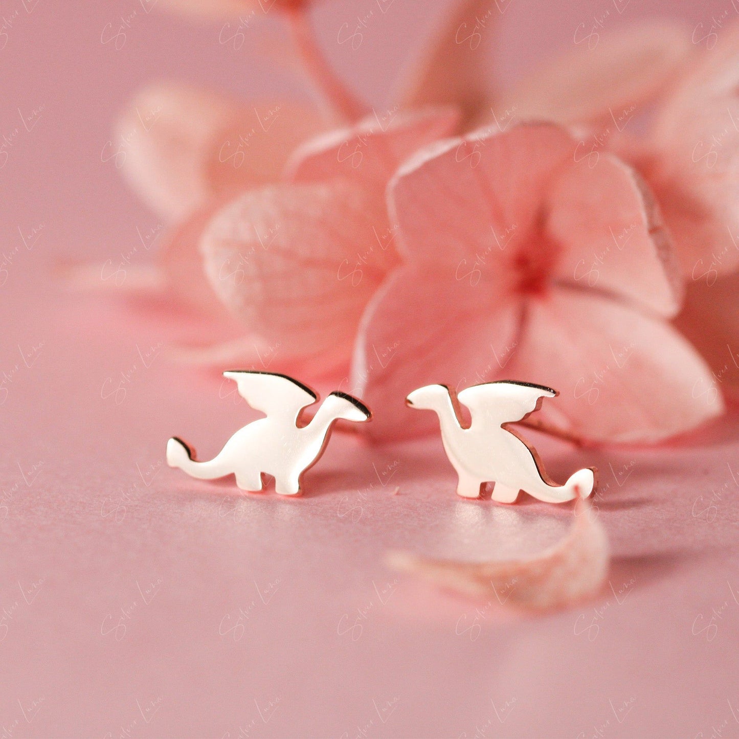 dragon animal stud earrings