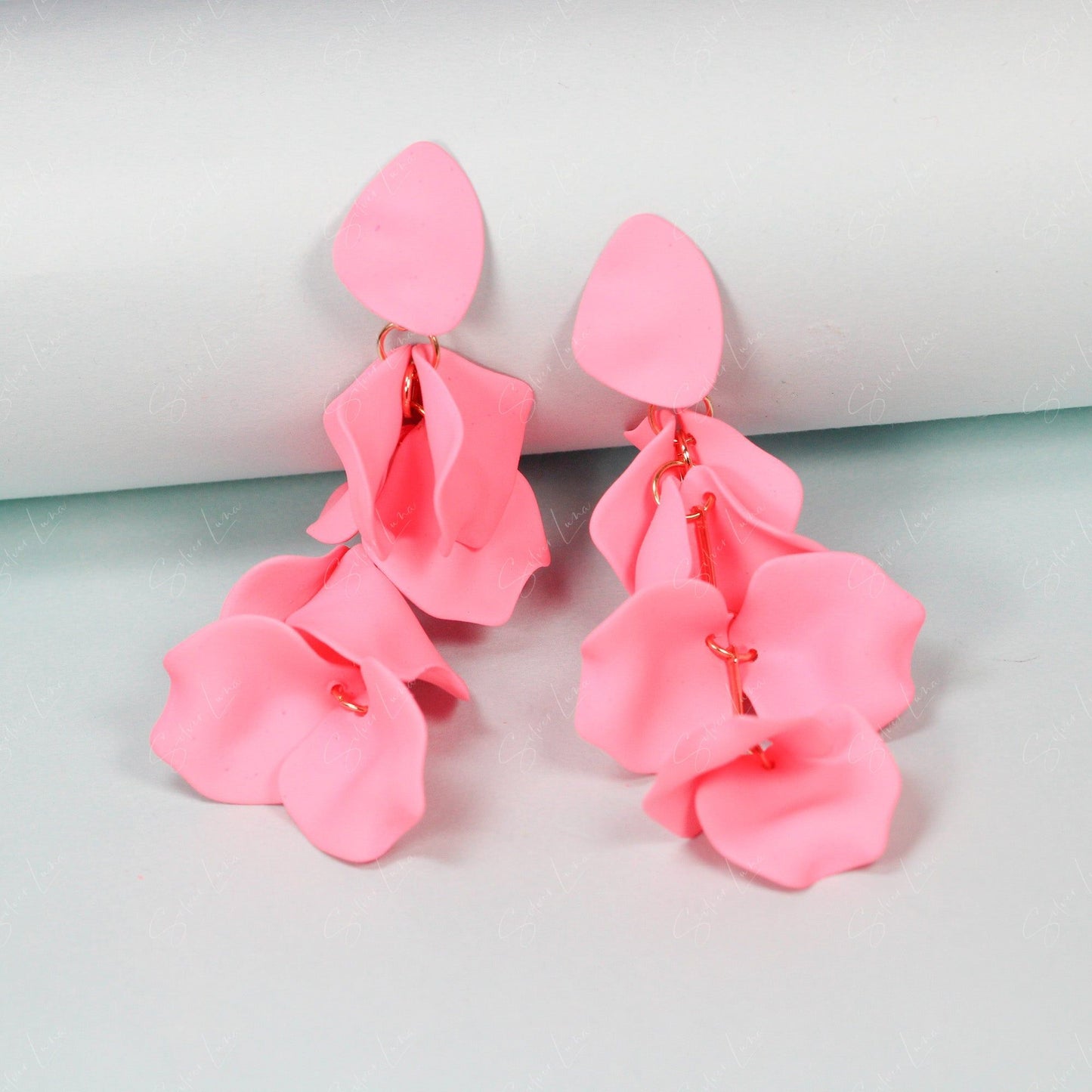 Flower petal long drop fashion earrings