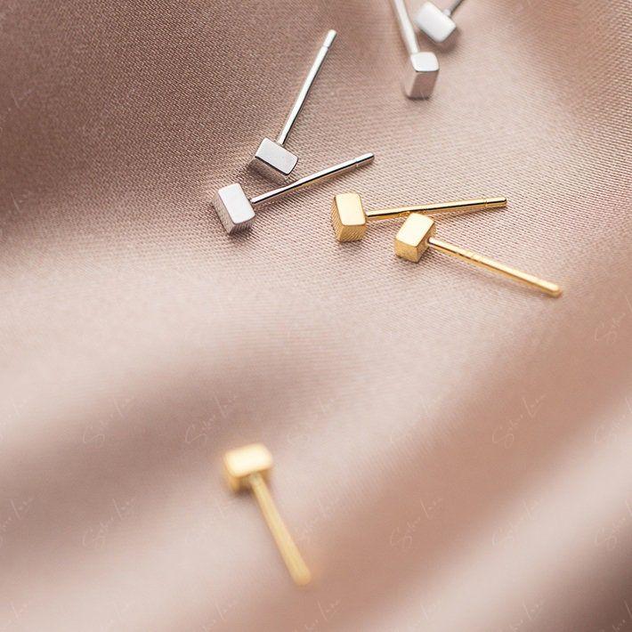 Minimalist Square Block Stud Earrings