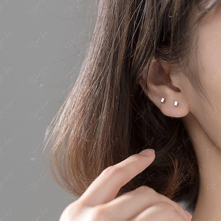 Minimalist Square Block Stud Earrings Silver