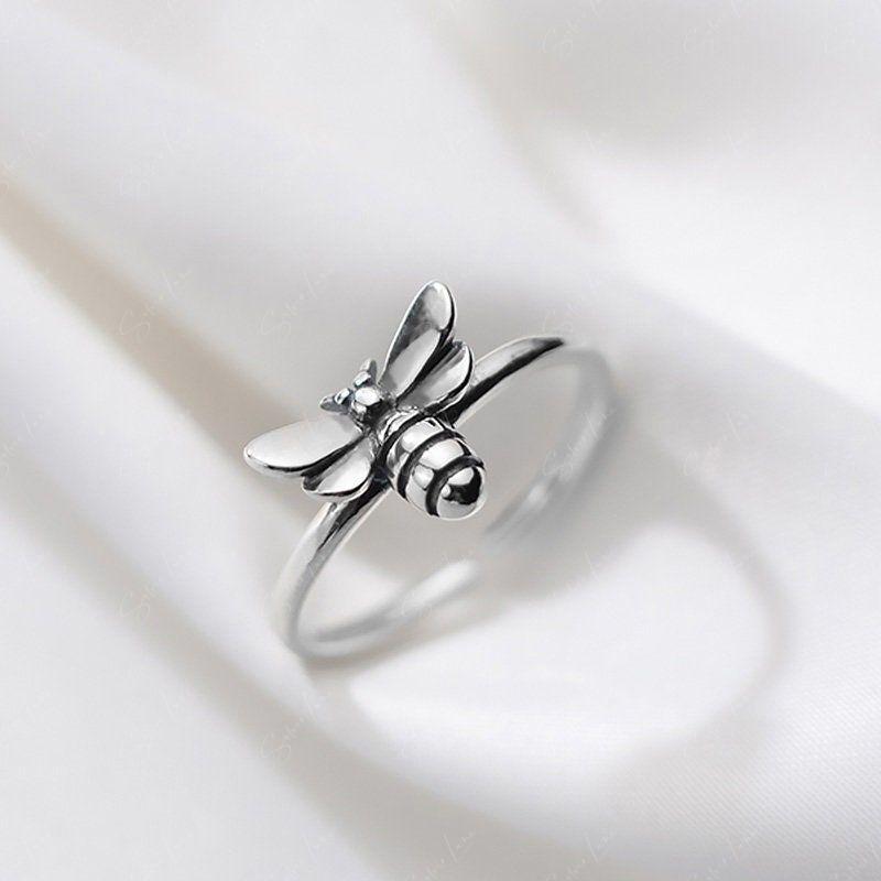 bee ring