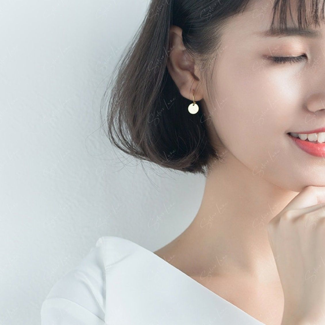 Simple Minimalist Circle Tag Hoop Earrings