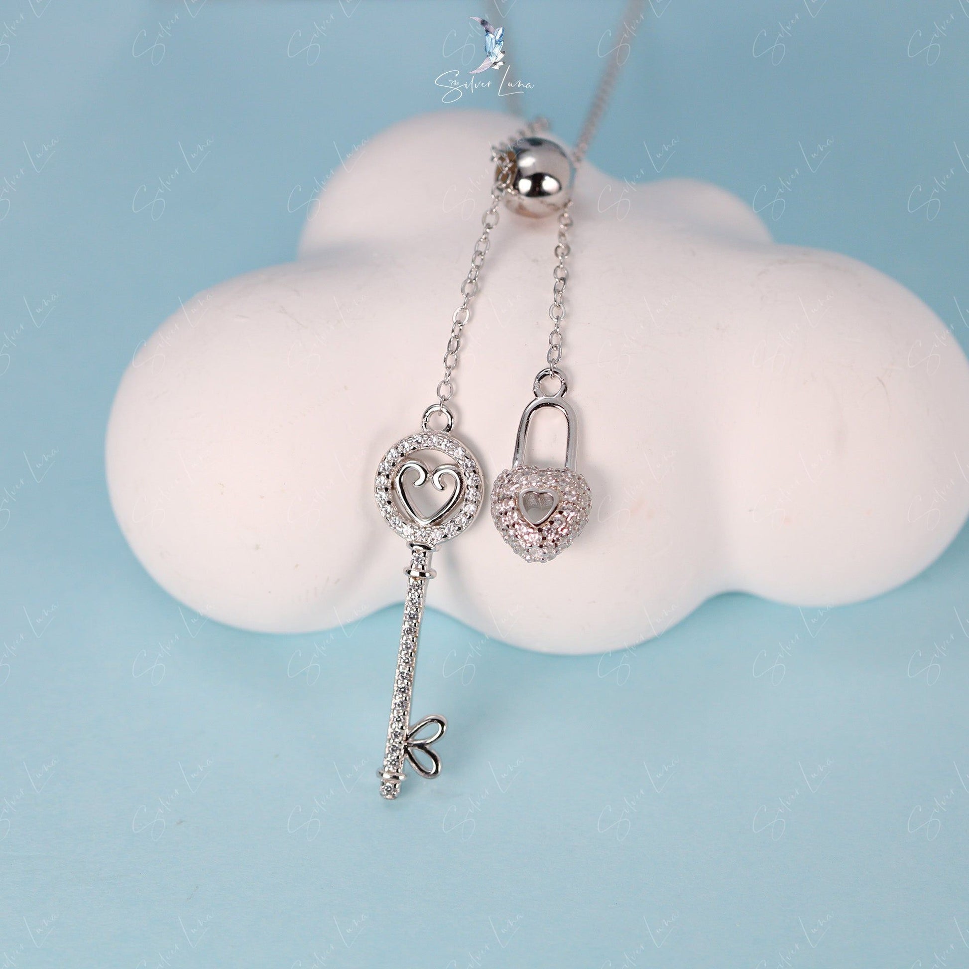 lock and key necklace