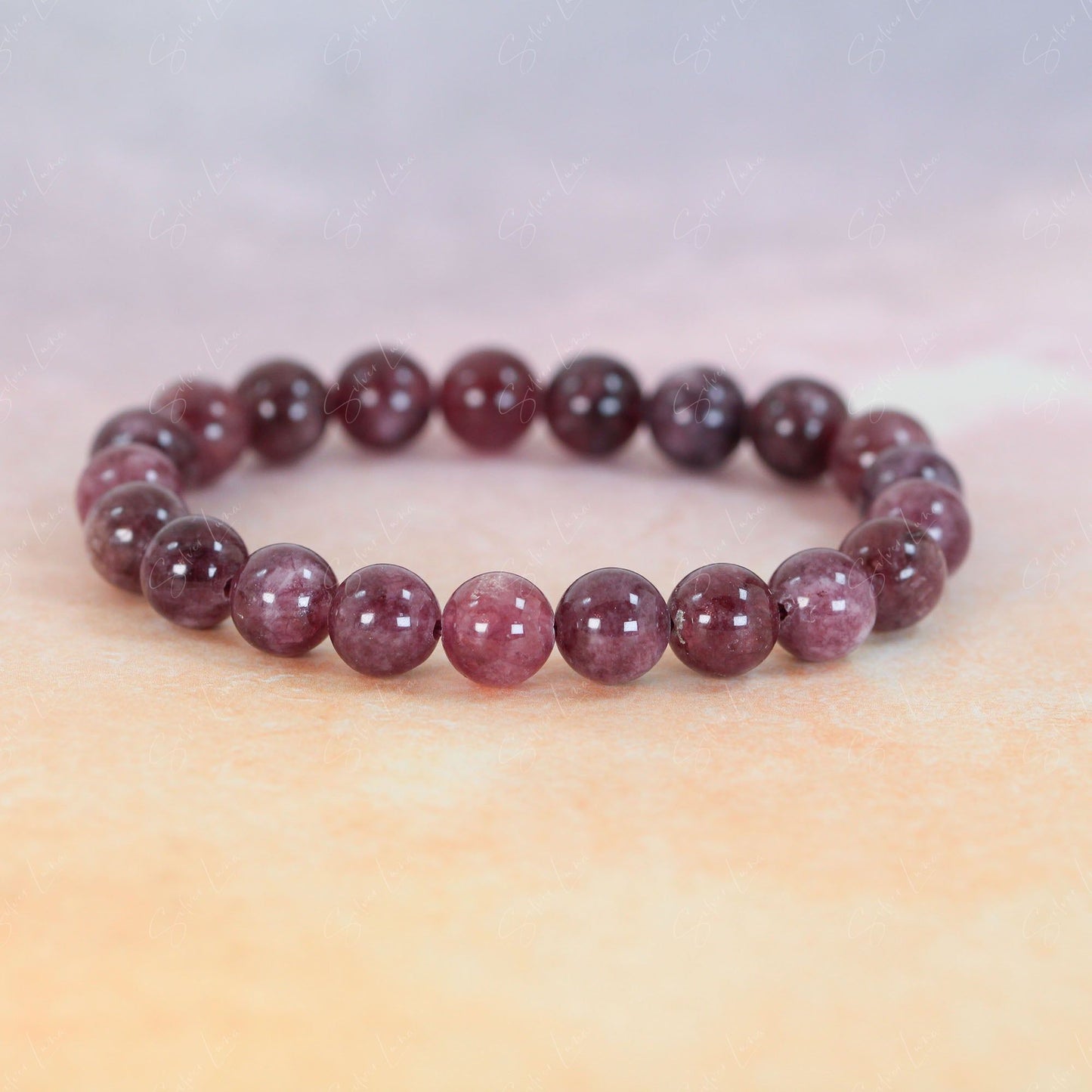 Lucky cat charm Amethyst beaded bracelet