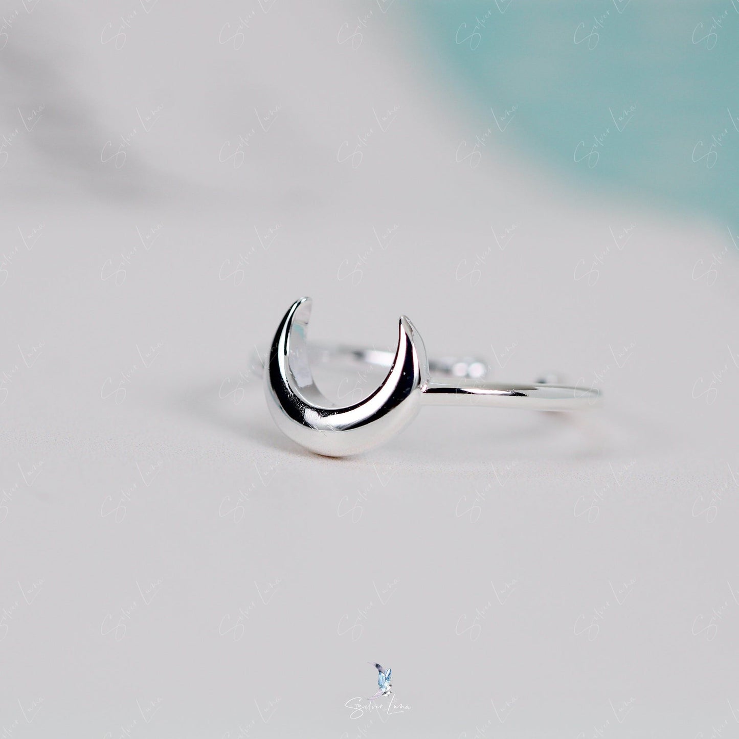 Crescent moon resizable ring in sterling silver