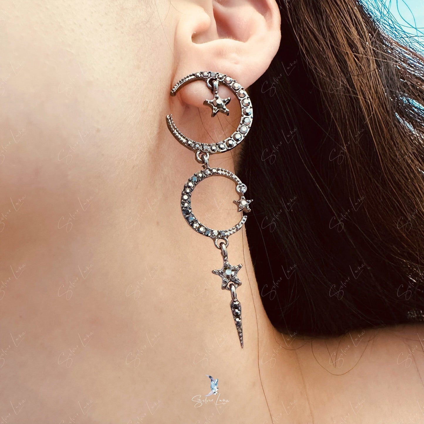 Moon and star dangle drop fashion earrings