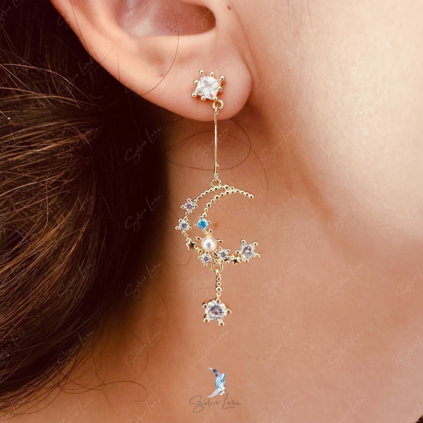 Rhinestone crescent moon dangle drop earrings