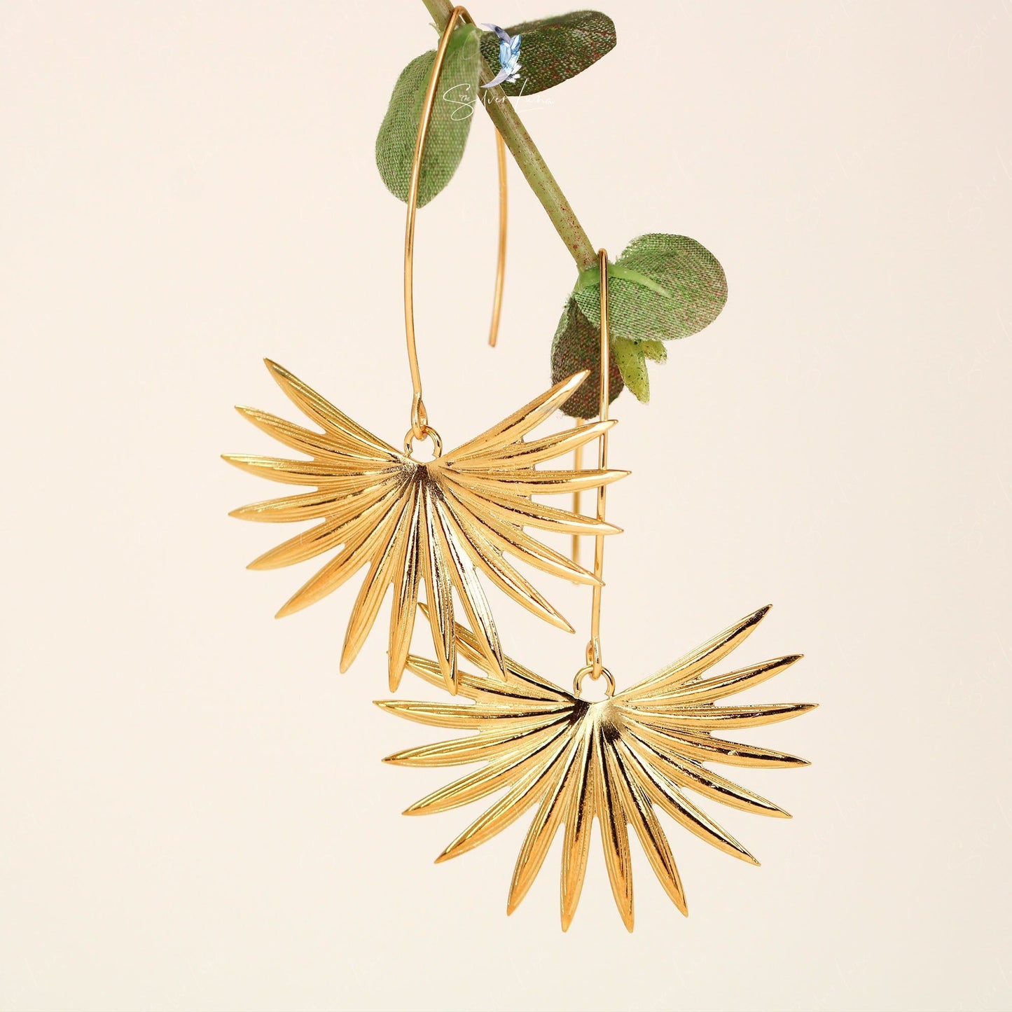 Stainless steel palm tree leaf dangle earrings