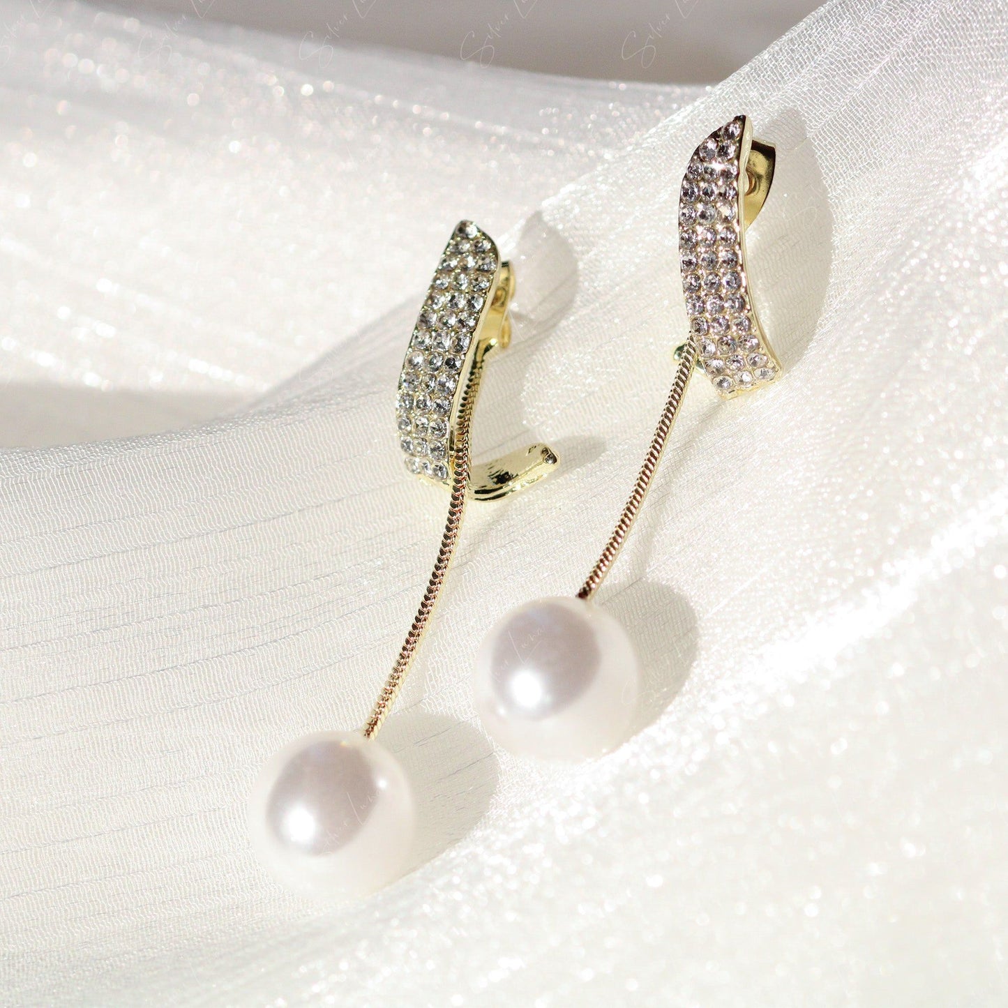 Pearl dangle drop rhinestone fashion earrings