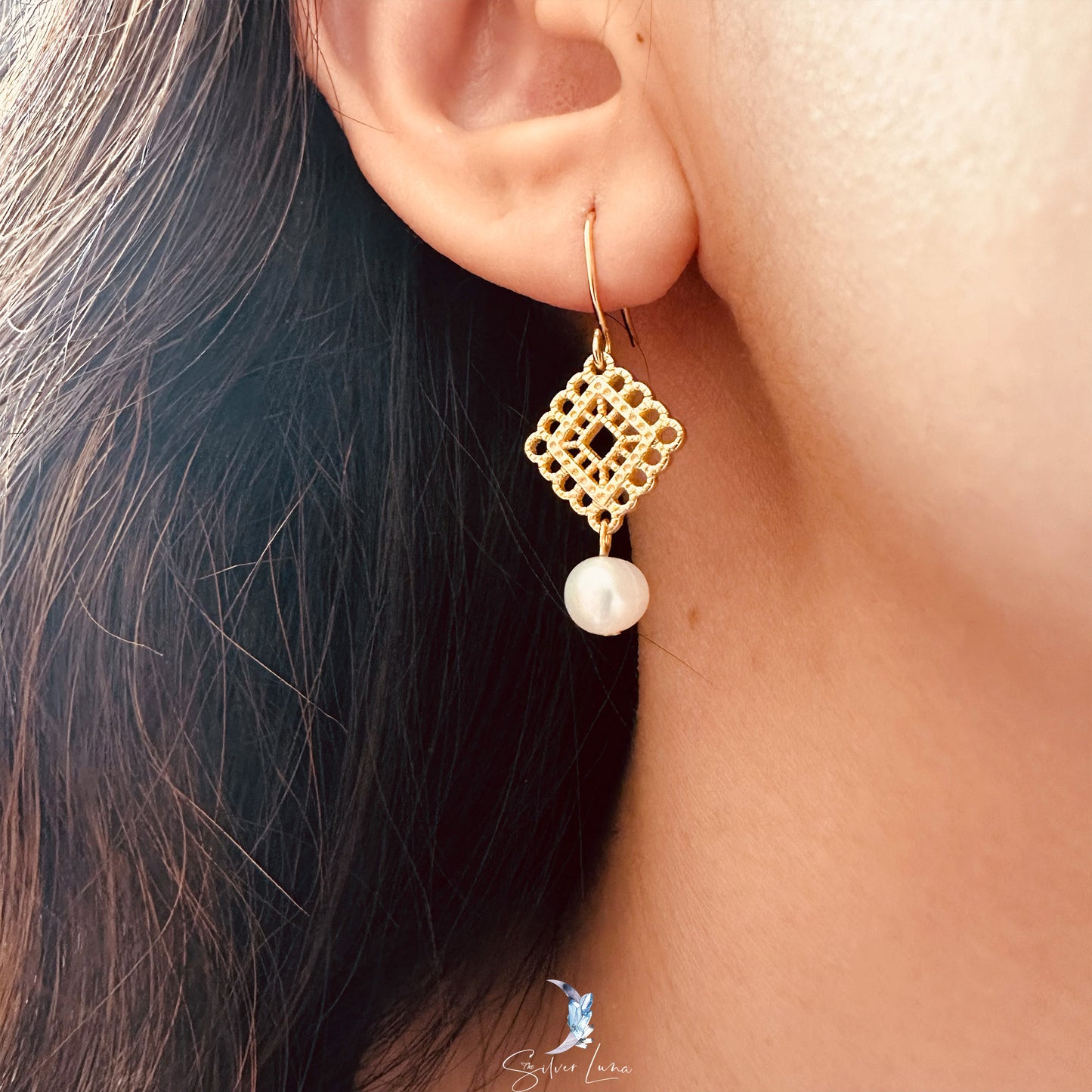 pearl dangle drop earrings