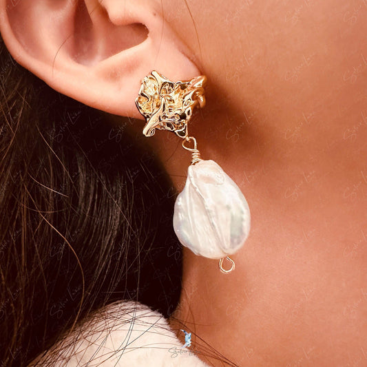 Freshwater pearl drop earrings