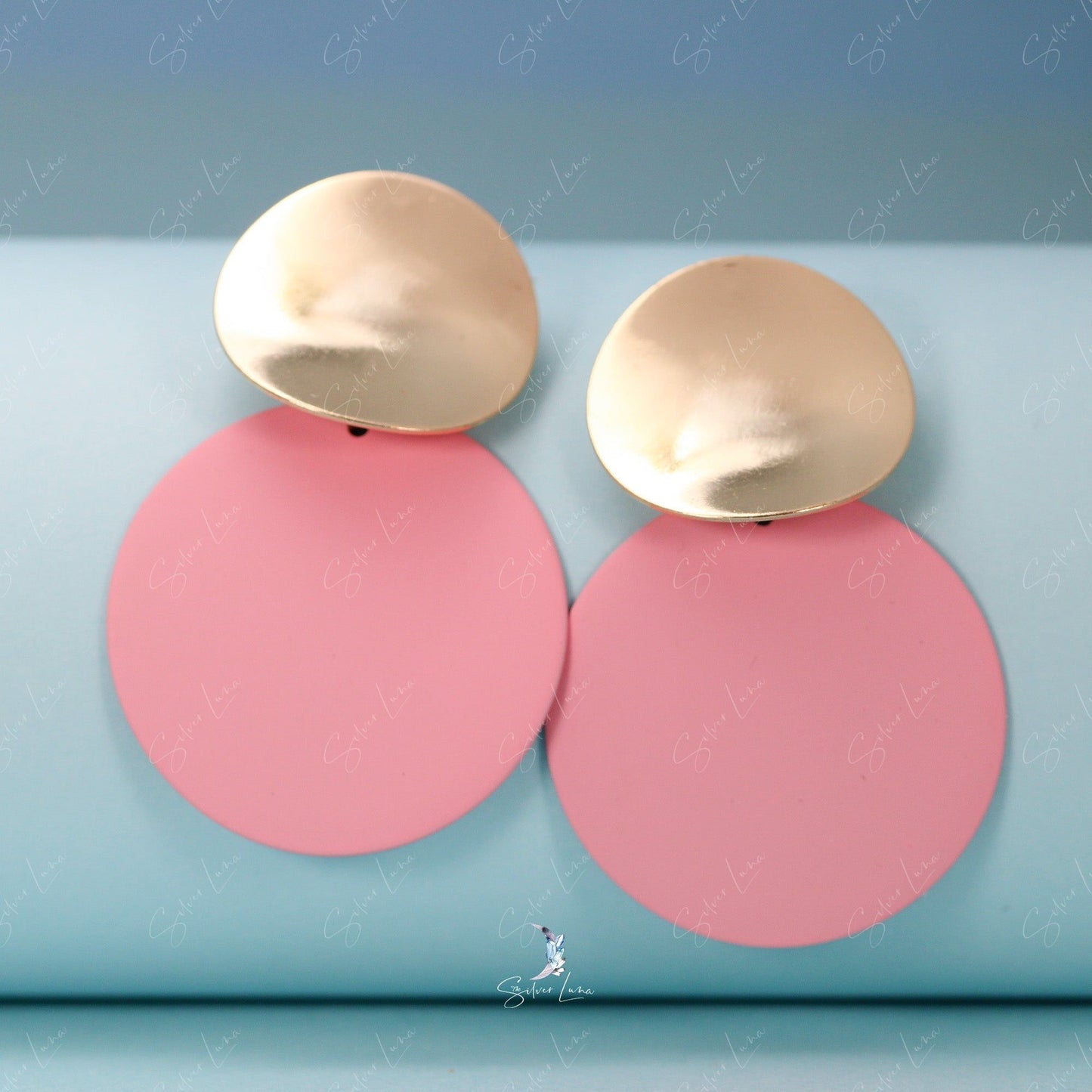 Abstract geometric circle statement earrings