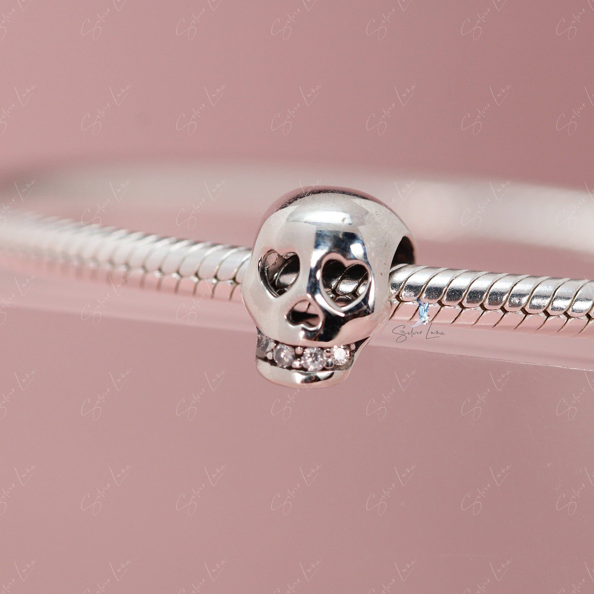 skull charm