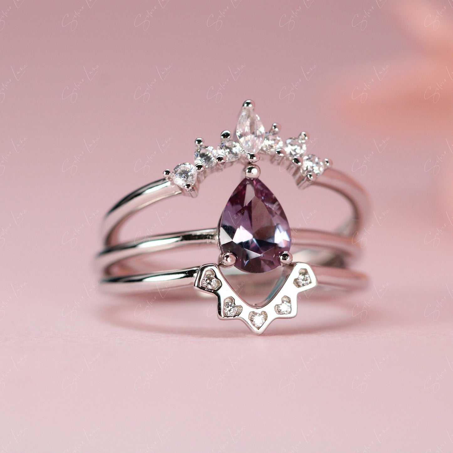 Teardrop Alexandrite stackable ring