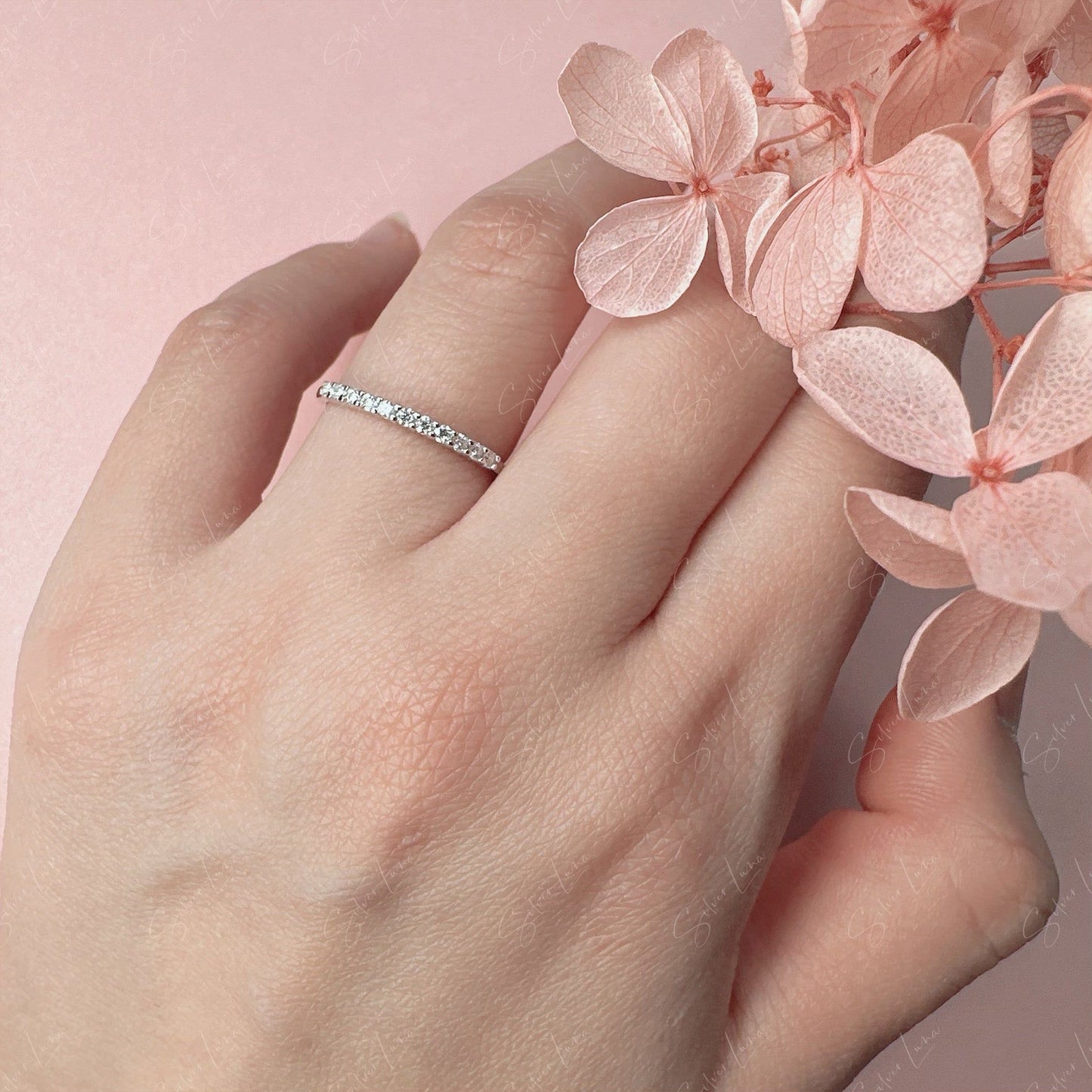 wedding moissanite ring