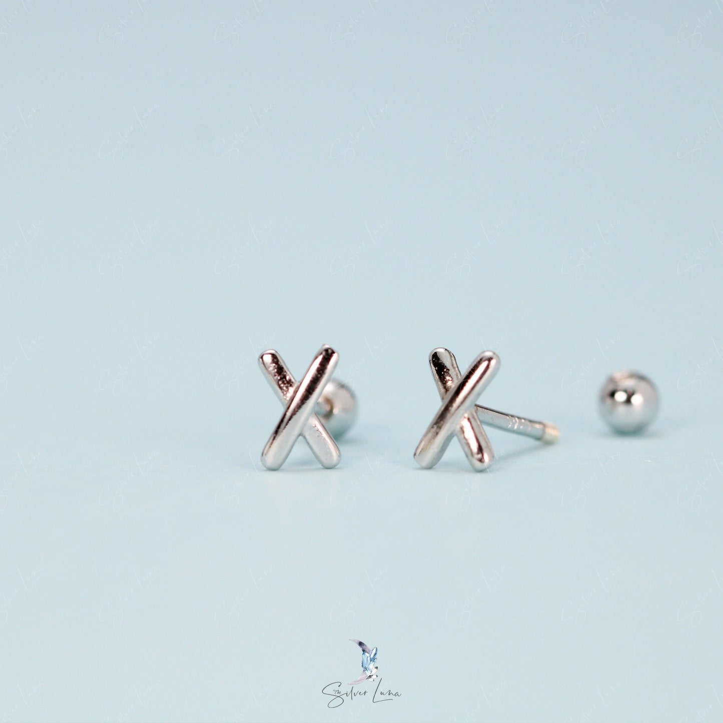 x screw back stud earrings