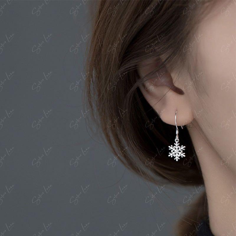 Christmas snowflake silver earrings