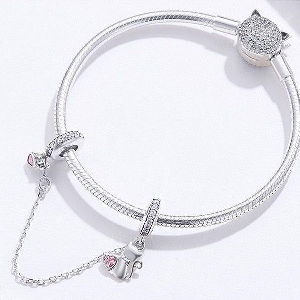 Lovely cat with heart security chain for bracelets