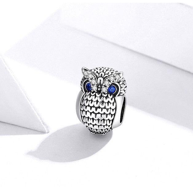 Owl with blue eye charm bead for bracelet