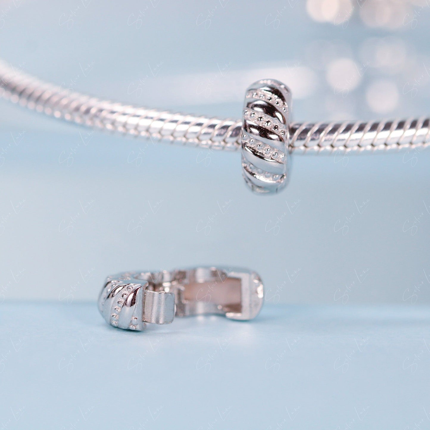 clip on stopper charm