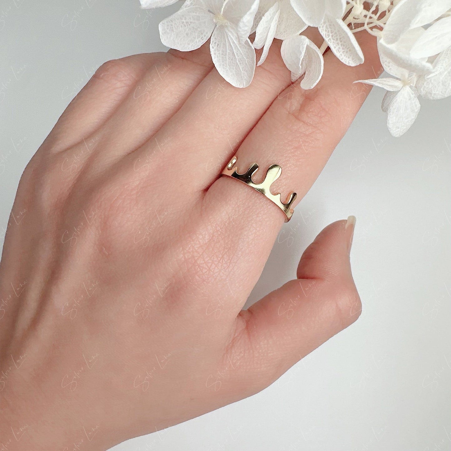 melting open band ring