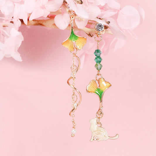 Ginkgo biloba leave cat asymmetric drop earrings