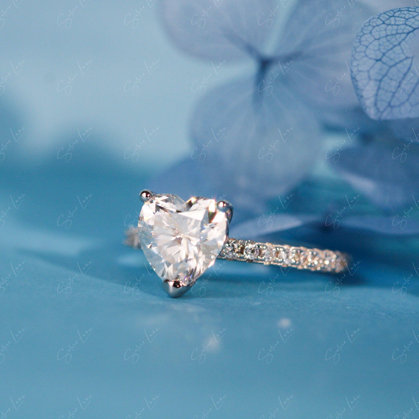 moissanite heart ring