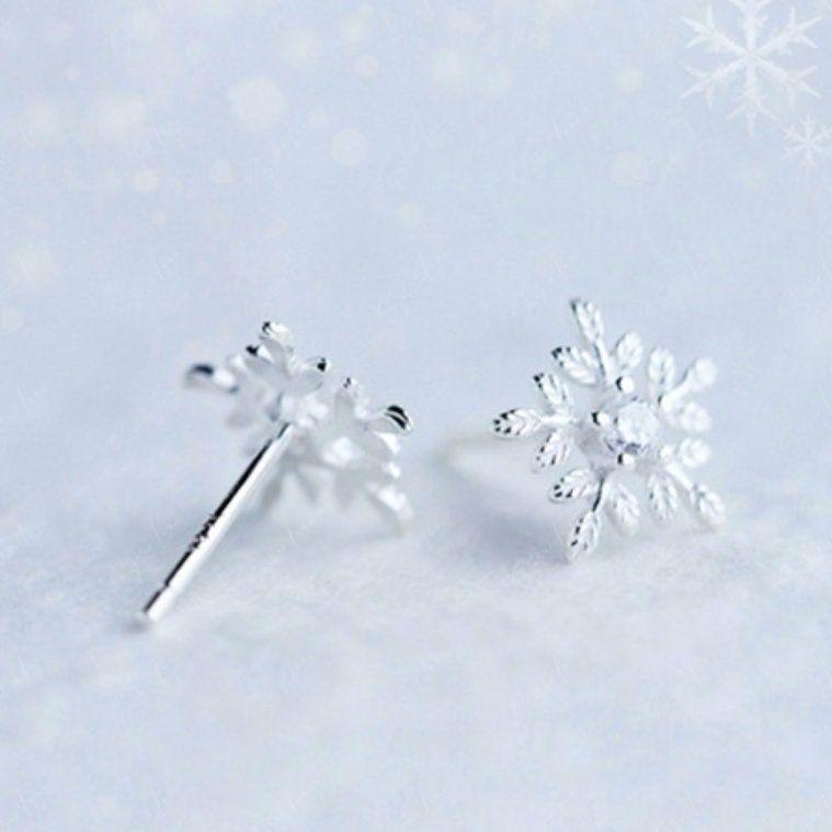 Snowflake sterling silver stud earrings
