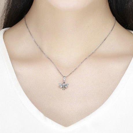 bee pendant