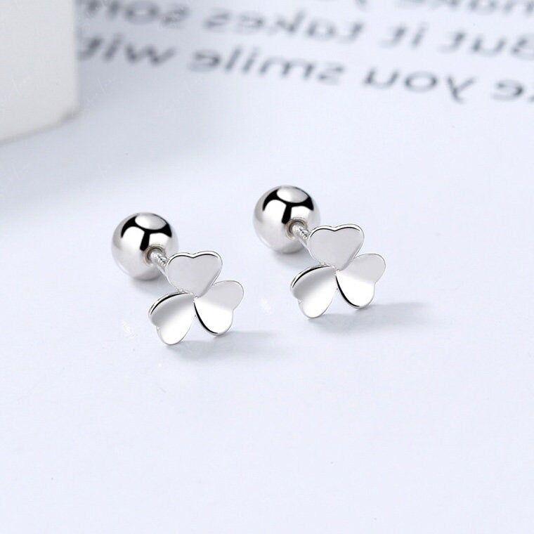 clover screw back earrings