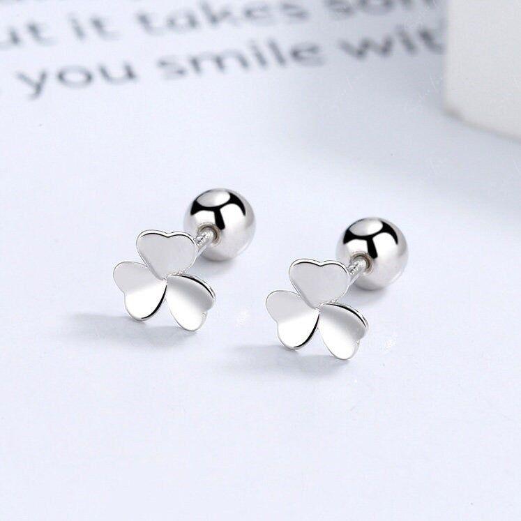 clover screw back earrings