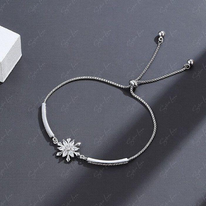 Snowflake adjustable bracelet