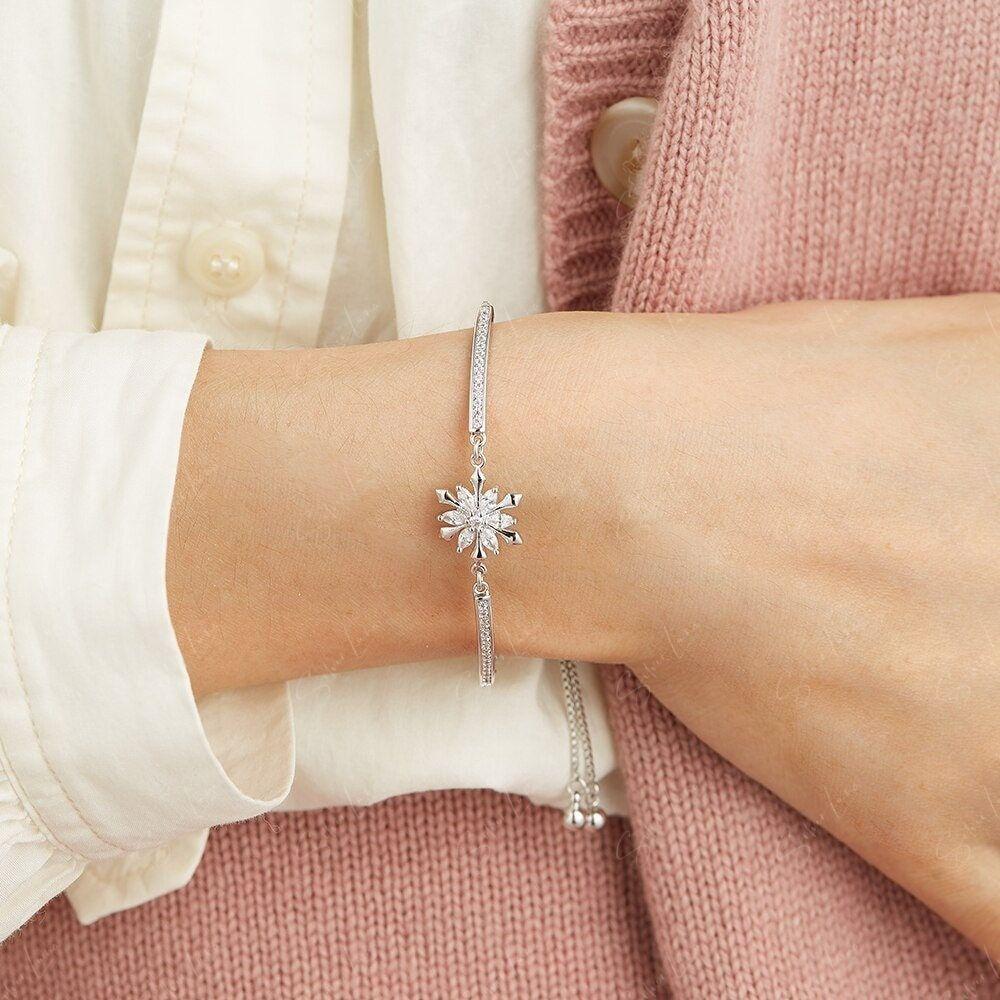 Snowflake adjustable bracelet