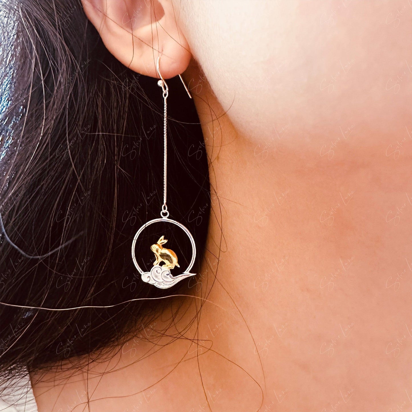 The moon rabbit dangle drop earrings